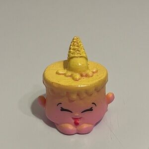 Shopkins Season 5 Ice Cream Kate - Sweet Treats Pink Cake Variant